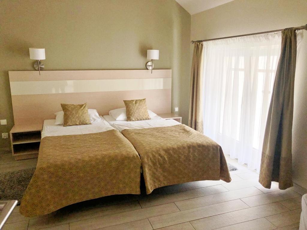 Atrakcyjny Apartament Czarna Gora Stronie Slaskie Exterior photo